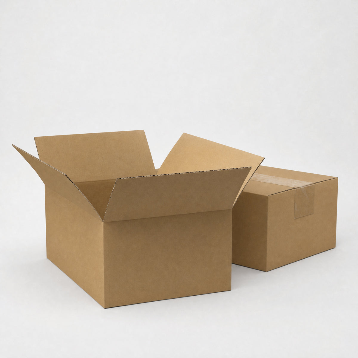 Caixas de papelão com abas para envio