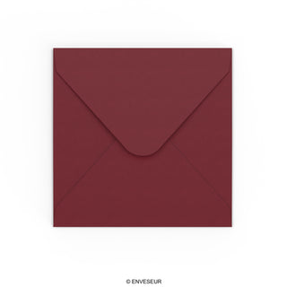Envelopes cor de bordeaux