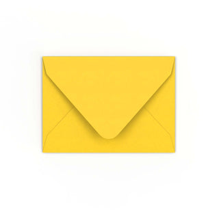 Envelope amarelo 82x113 mm (C7)