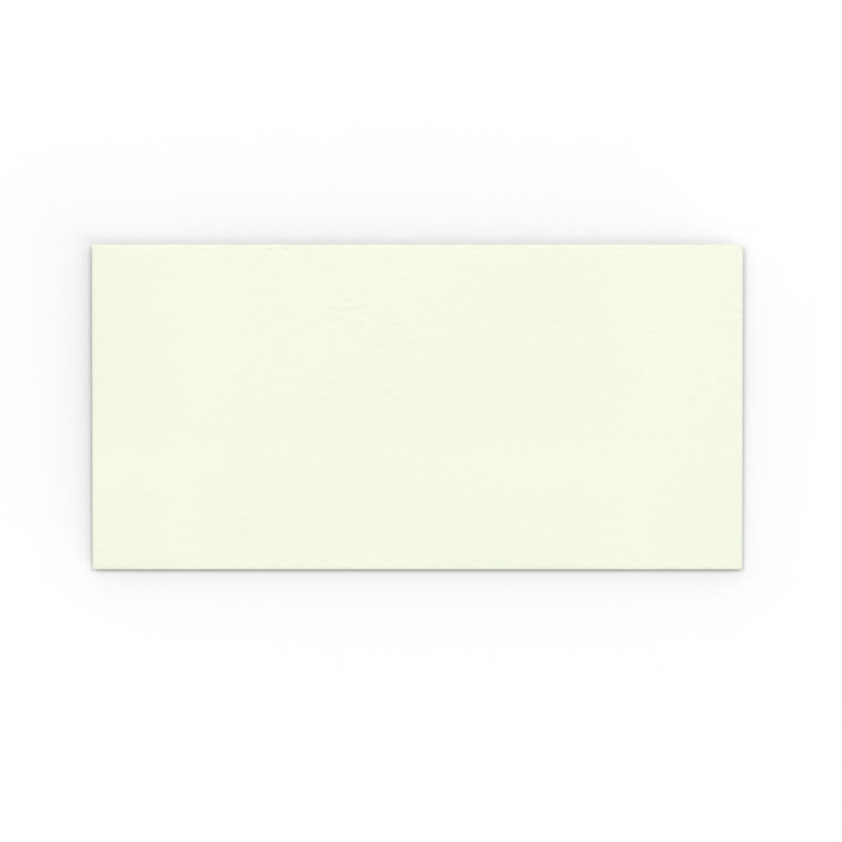 Envelopes de papel branco-leite martelado