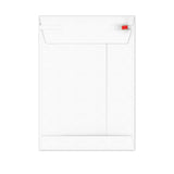 Envelopes rígidos em cartão branco