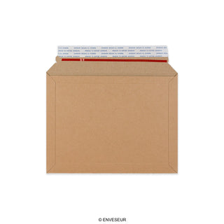 Envelope de cartão reciclado manila 180x235 mm