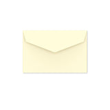 Envelopes com aba de bico autoadesiva