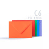 Cartões cores vivas sortidos 225 g/m² e envelopes 100 g/m²