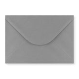 Envelope cinza escuro 162x229 mm (C5)