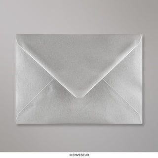 Envelope prateado metálico 133x184 mm