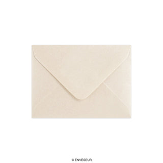 Envelope ostra pérola 82x113 mm (C7)