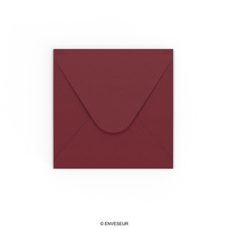 Envelopes cor de bordeaux