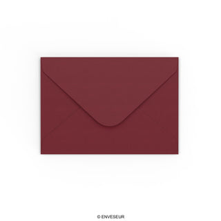 Envelopes cor de bordeaux