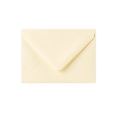 Envelope cor de magnólia 82x113 mm (C7)