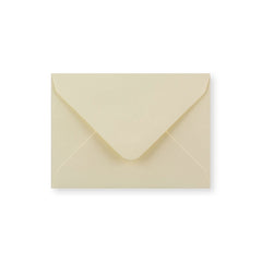 Envelope creme 82x113 mm (C7)