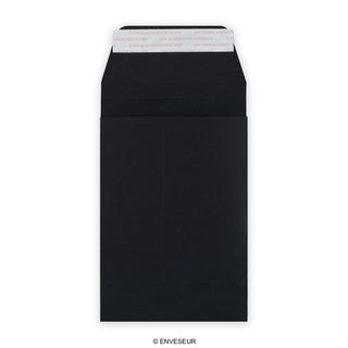 Envelope preto de alto gramagem com reforço 162x114x25 mm (C6)