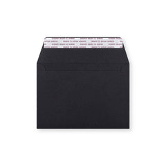 Envelope preto de alto gramagem 114x162 mm (C6)