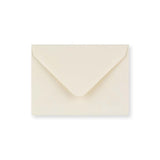 Envelope marfim 82x113 mm (C7)